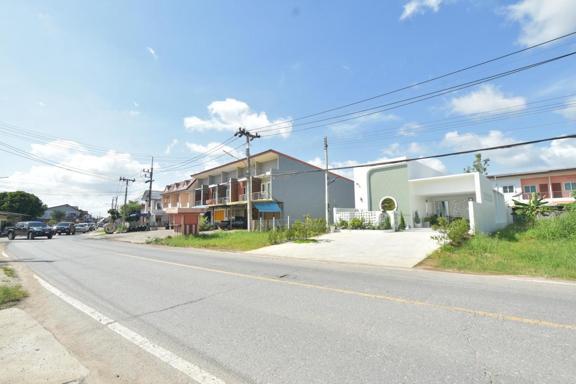 Self House Hotel Hat Yai Exterior photo